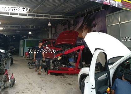 Kính | kiếng xe hơi ô tô tại Binh thanh giá rẻ